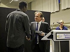 Remise médaille Pauline Ranvier et Enzo Lefort (CEMVS) - Agrandir l'image (fenêtre modale)