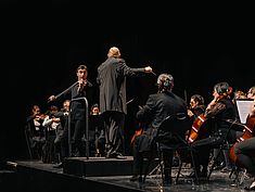 Guillaume Barli au Concert de l'Orchestre Melun Val de Seine au Mas le 18 décembre 2022 - Agrandir l'image (fenêtre modale)