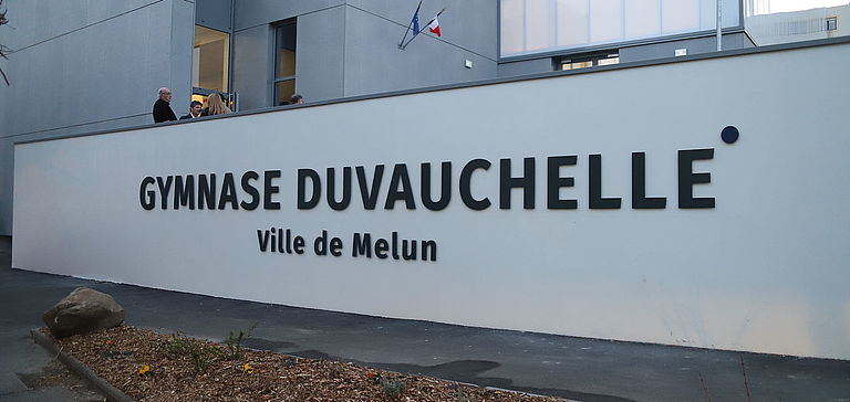 Inauguration du gymnase Duvauchelle à Melun