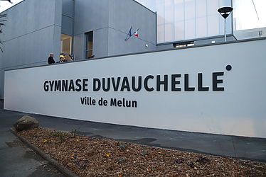 Inauguration du gymnase Duvauchelle à Melun