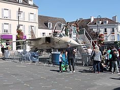 Paris Air Legend 2019 - Jaguar @ Place St Jean, Melun - Agrandir l'image (fenêtre modale)