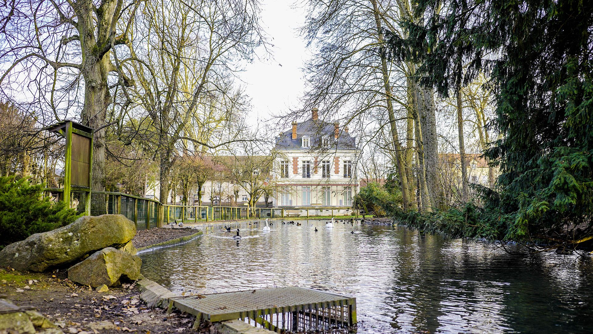 Parcs et jardins de l'Agglomération Melun Val de Seine Parcs et jardins de l'Agglomération Melun Val de Seine
