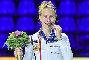 La championne de fleuret Pauline Ranvier - Agrandir l'image